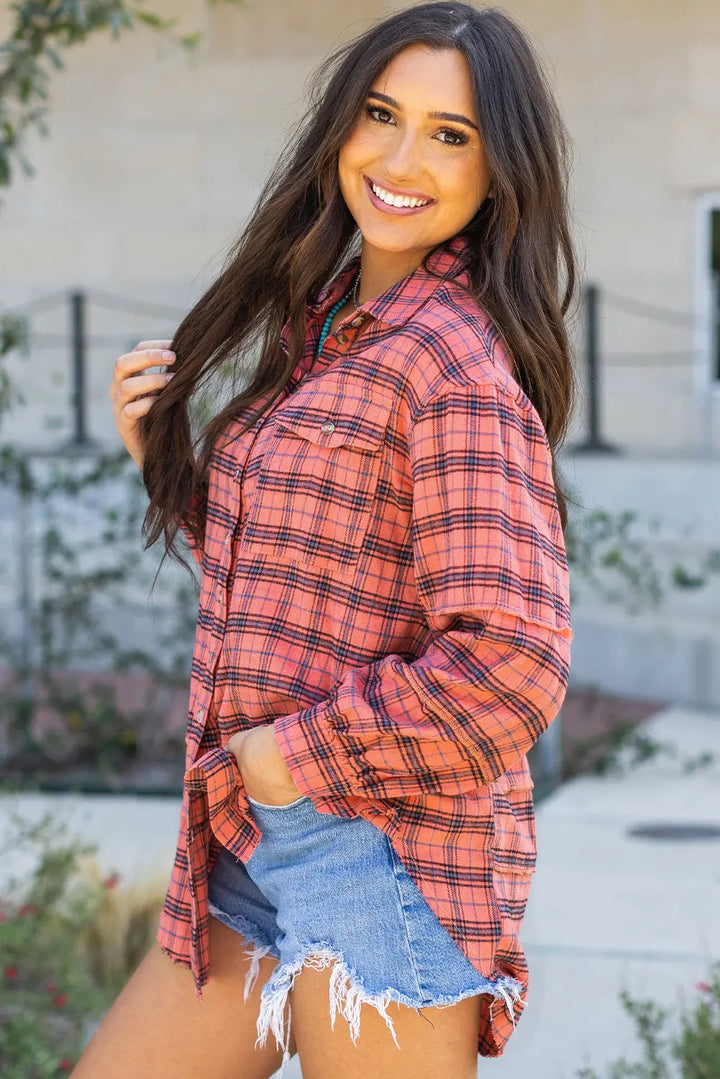 Chemise rouge à carreaux, manches longues, fente latérale, ourlet en détresse Perfectelena