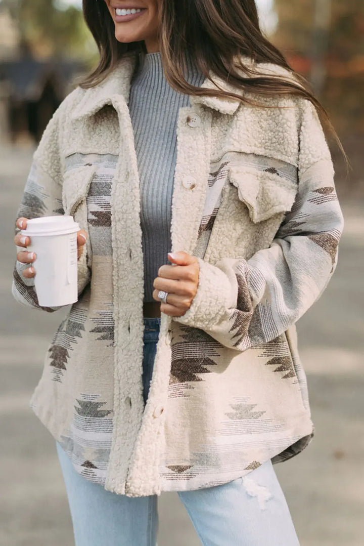 Manteau rose avec poche à rabat boutonné et imprimé aztèque occidental Perfectelena